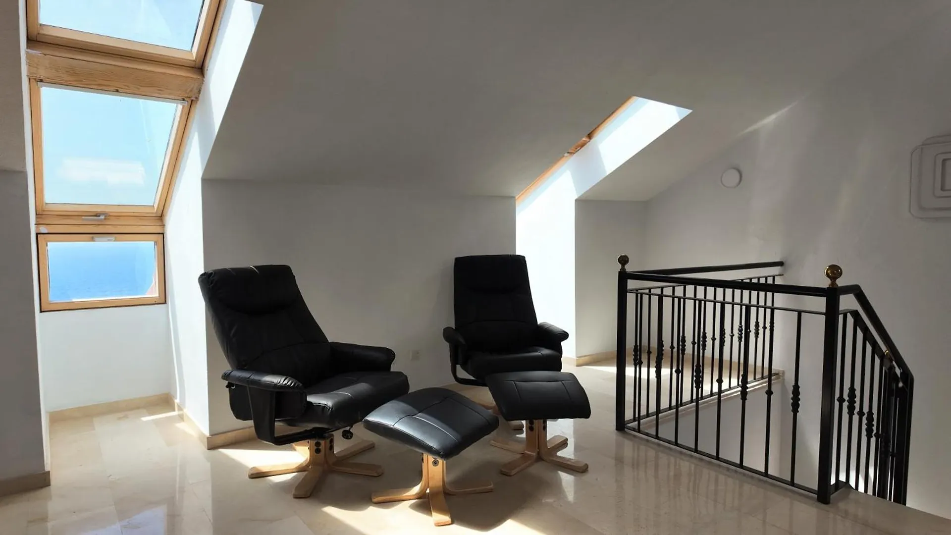 Holiday home La Perla, Beach Views, Townhouse, Torremuelle By Casa Del Sol Hr